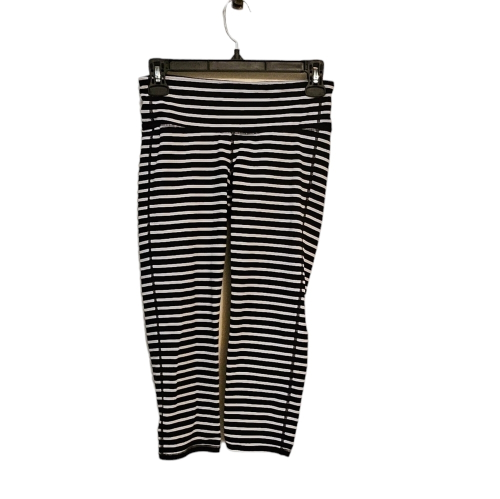 Athleta Cropped Striped Athletic Leggings Black & White 88% Nylon 12% Lycra Sz S